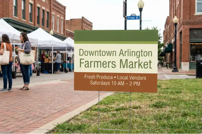 Arlington Yard Signs