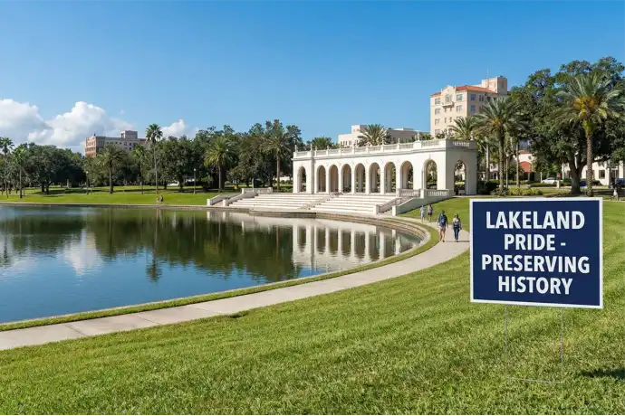 Lakeland Political Yard Signs
