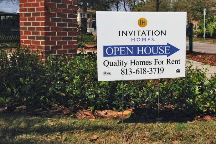 Custom Outdoor Lawn Signs